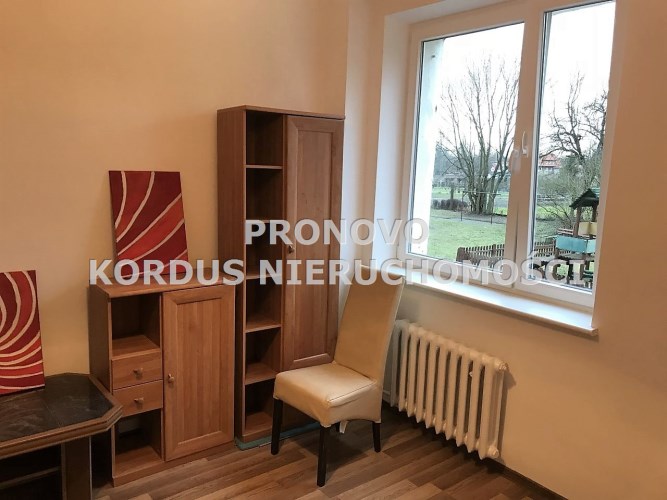 salon z aneksem kuchennym